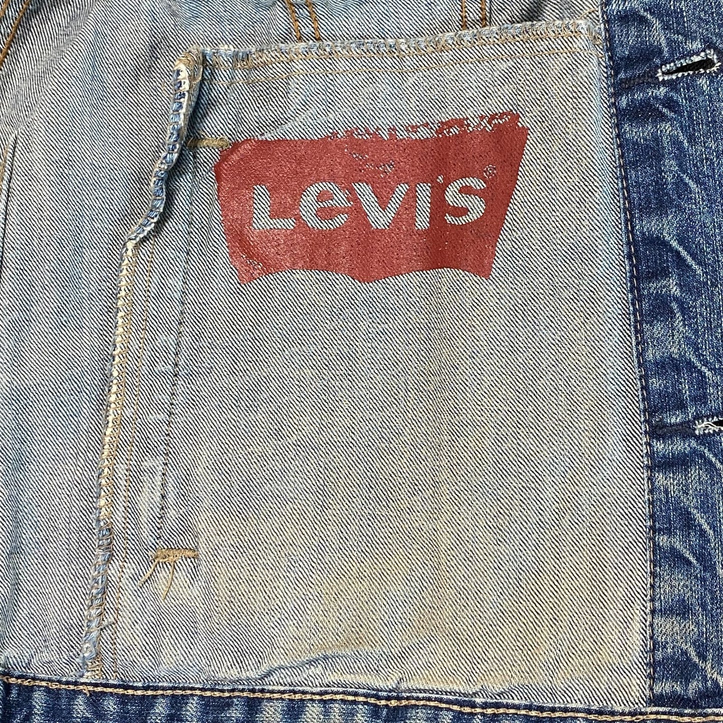 《M》Levi‘ｓ リーバイス デニムジャケット アウター 赤タグ