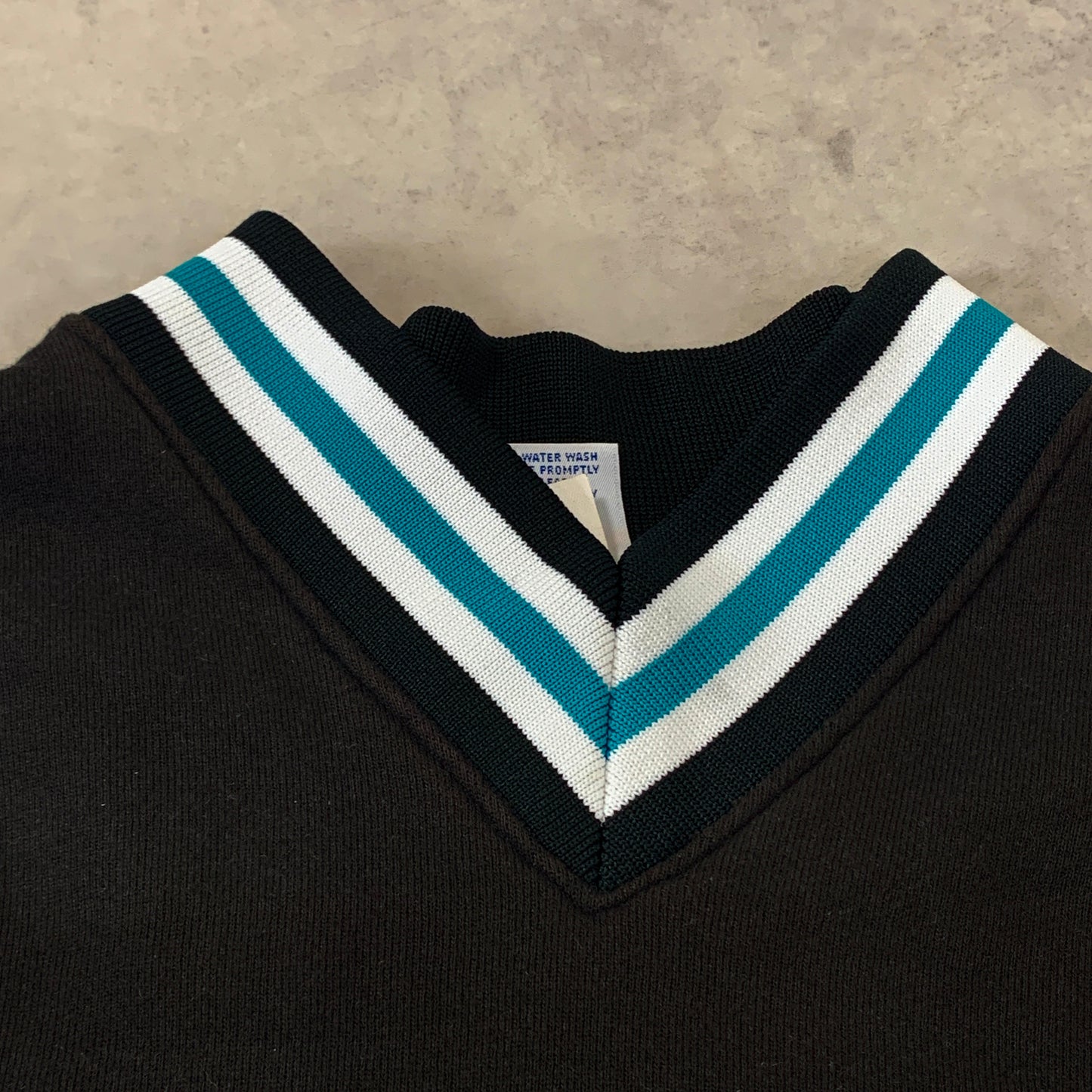 《XS》VARSITY  ヴァーシティ Vネックスウェット トレーナー